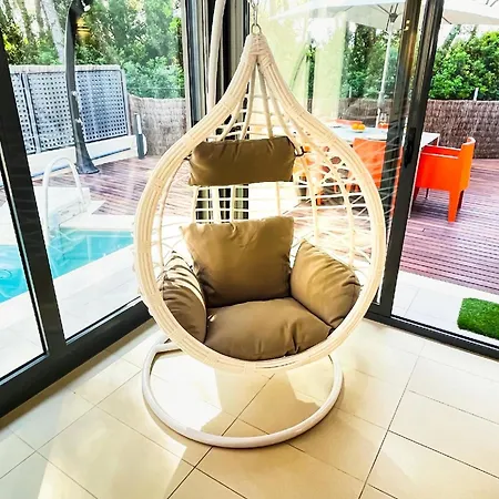 Mit Privatpool Fuer 6 Personen Ca 115 Qm In Puerto D'alcdia, Mallorca Nordkueste Von Mallorca Port de Alcudia (Mallorca)